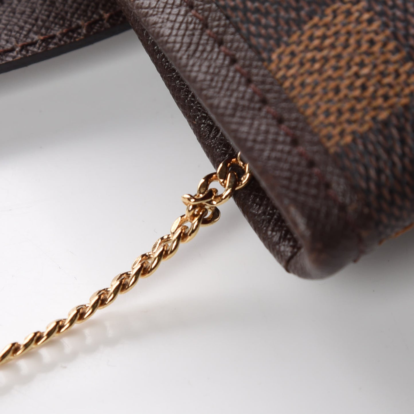 Damier Ebene Marais Bucket 23