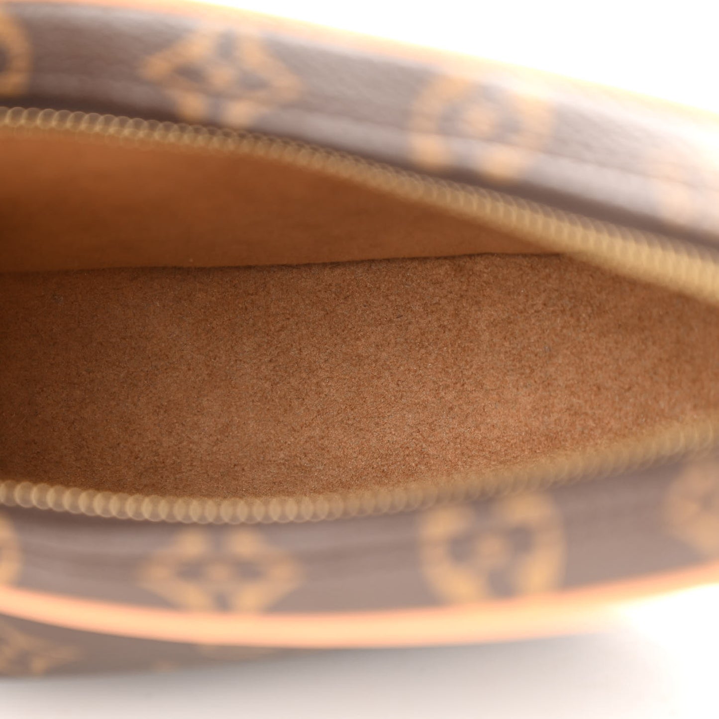 Monogram Loop