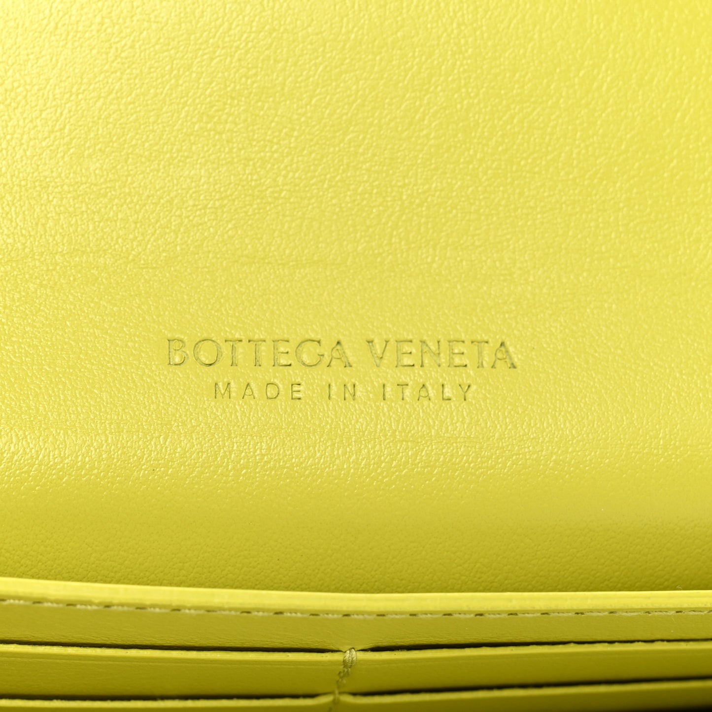 Nappa Intrecciato Zip Flap Wallet Kiwi