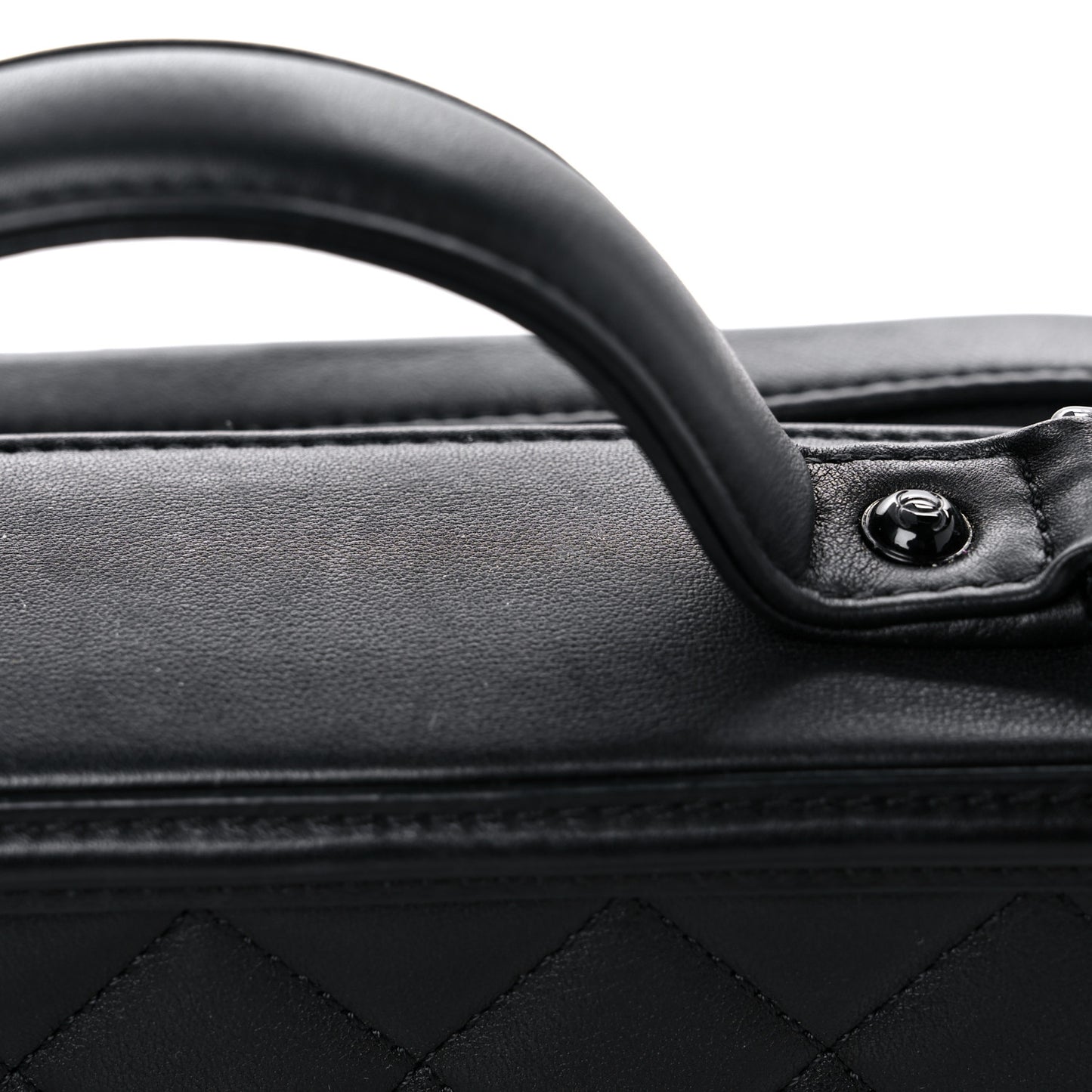 Lambskin Quilted Medium CC Filigree Vanity Case Black
