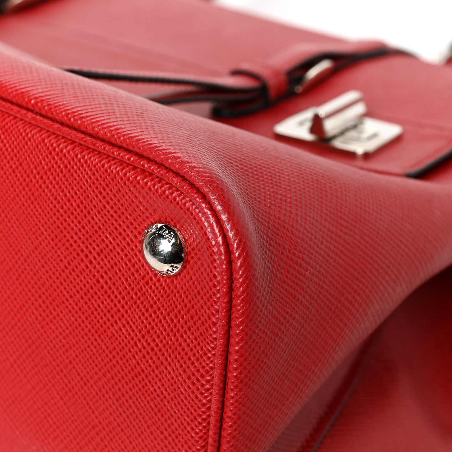 Saffiano Cuir Convertible Top Handle Tote Fuoco