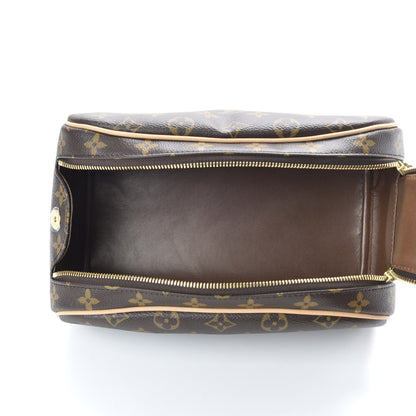 Louis Vuitton Monogram King Size Toiletry Bag 5 of 7