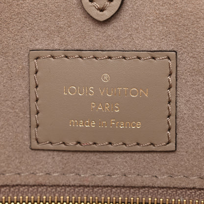 Louis Vuitton Empreinte Monogram Giant Onthego MM Tourterelle Creme 6 of 10