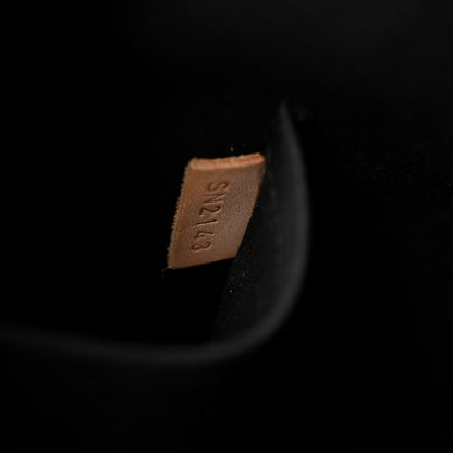 Louis Vuitton Vernis Alma GM Noir Magnetique 7 of 10