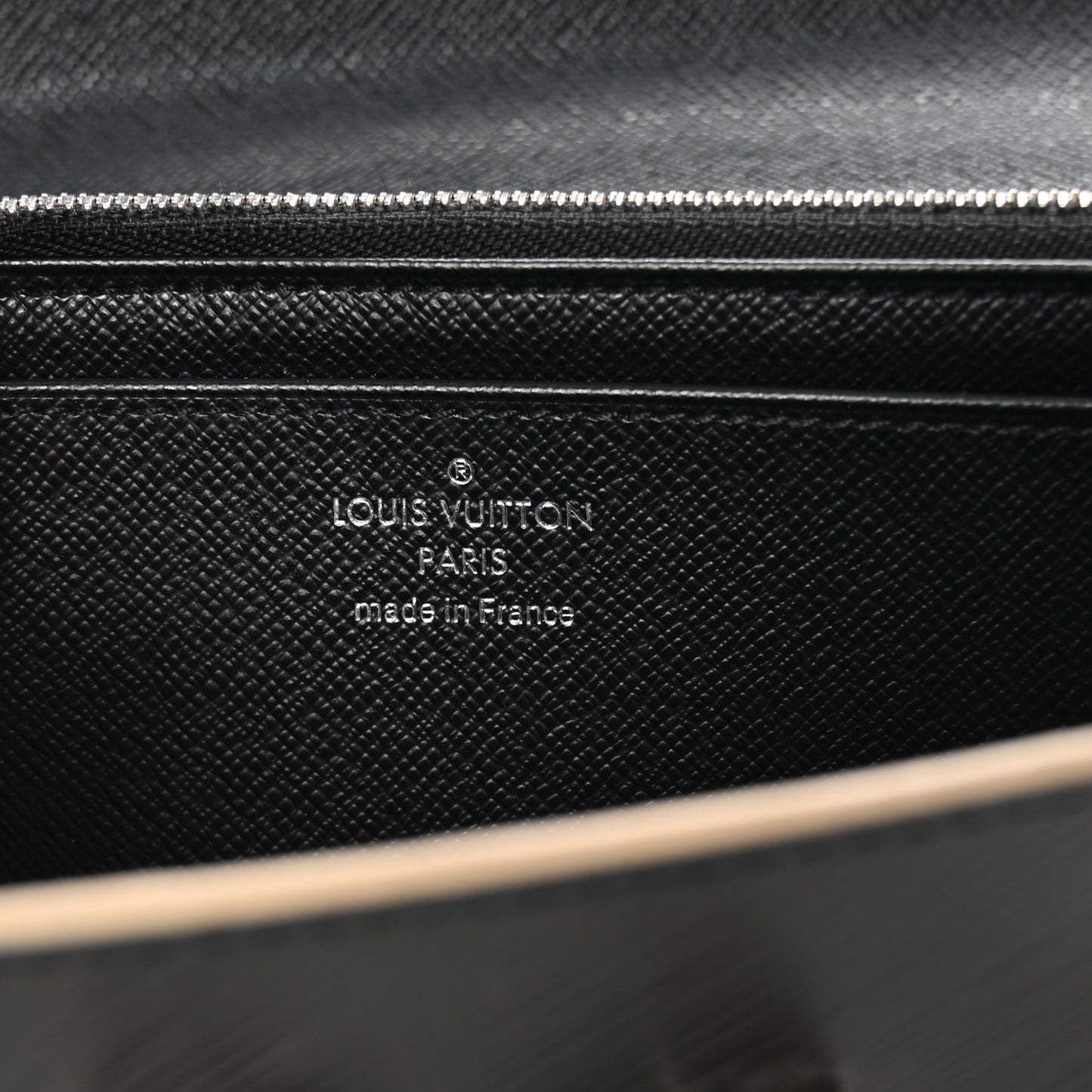 Epi World Tour Twist Wallet Black