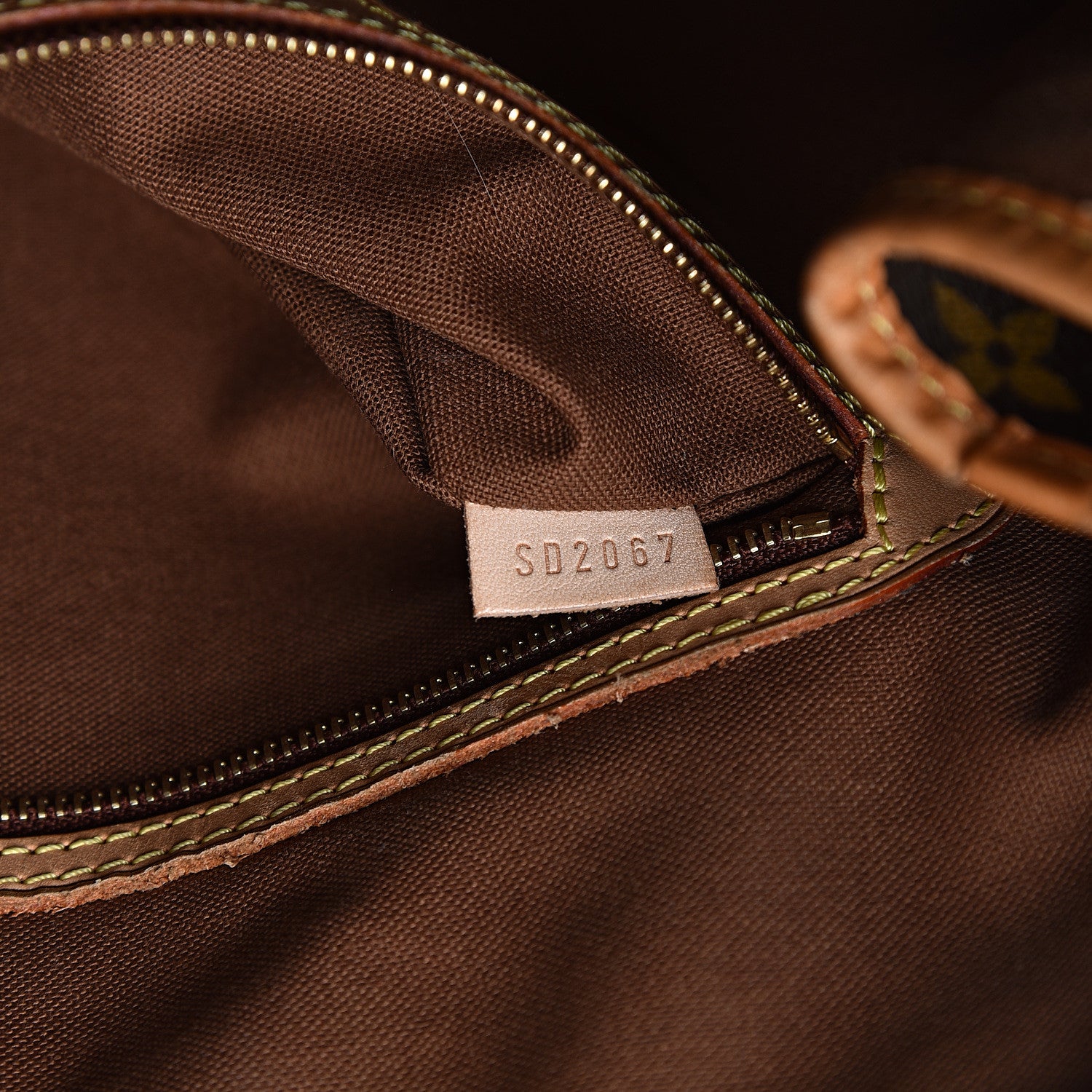 Louis Vuitton Monogram Batignolles Horizontal 6 of 15