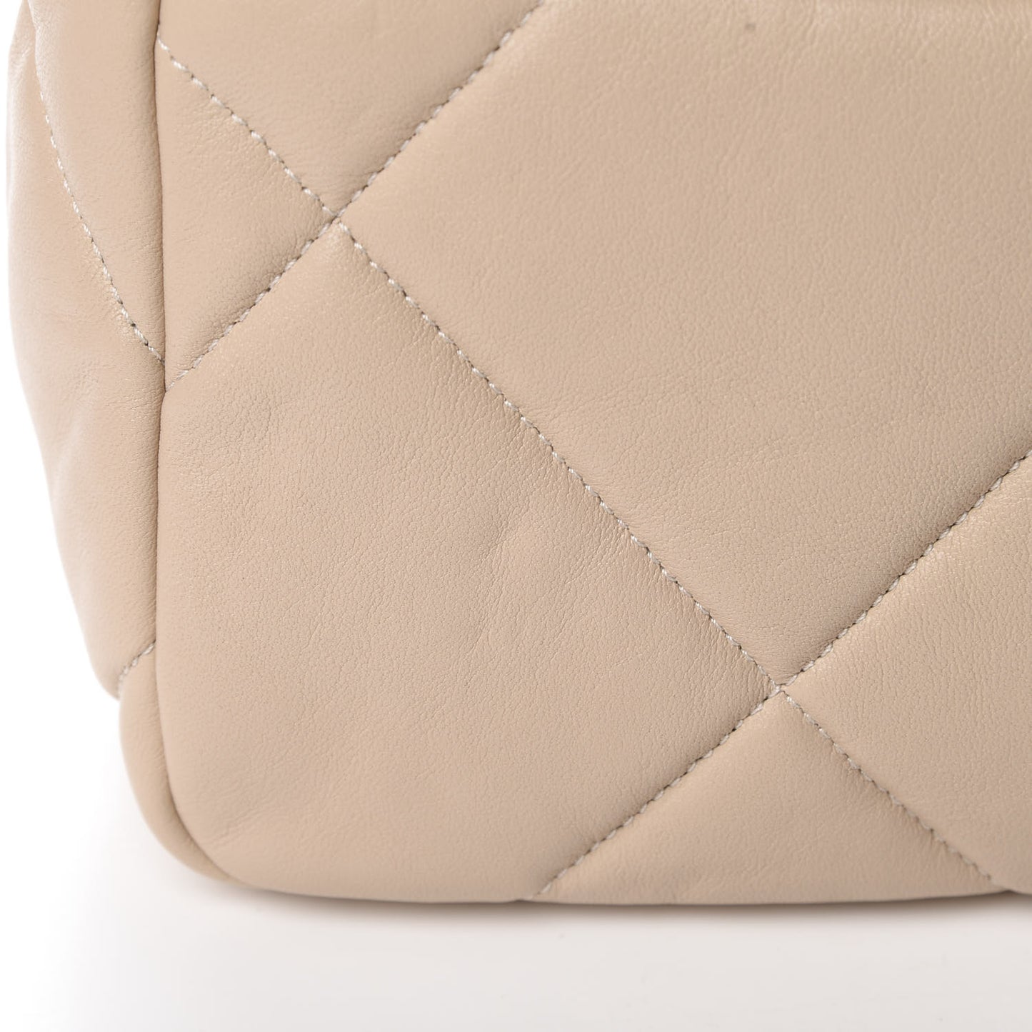 Lambskin Quilted Medium 19 Flap Light Beige