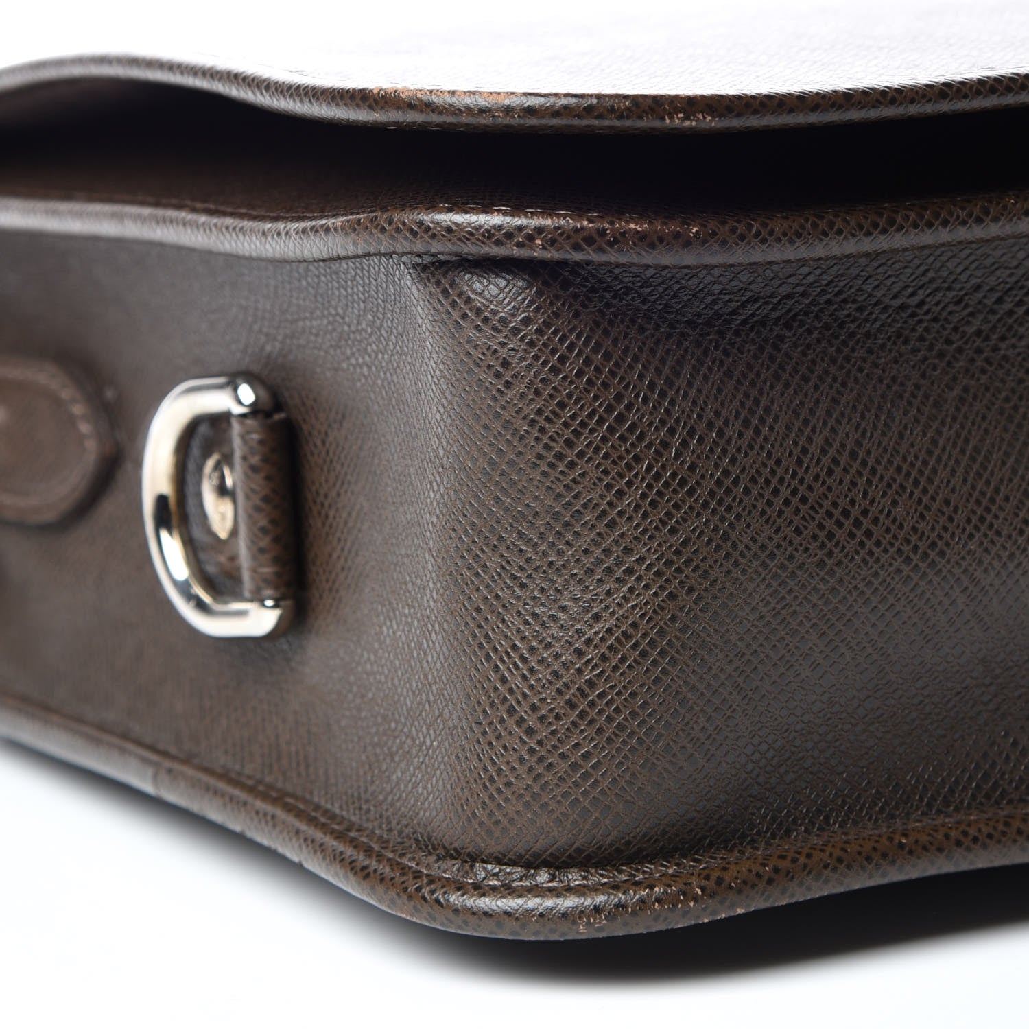 Louis Vuitton Taiga Andrei Messenger Bag Grizzli 8 of 19