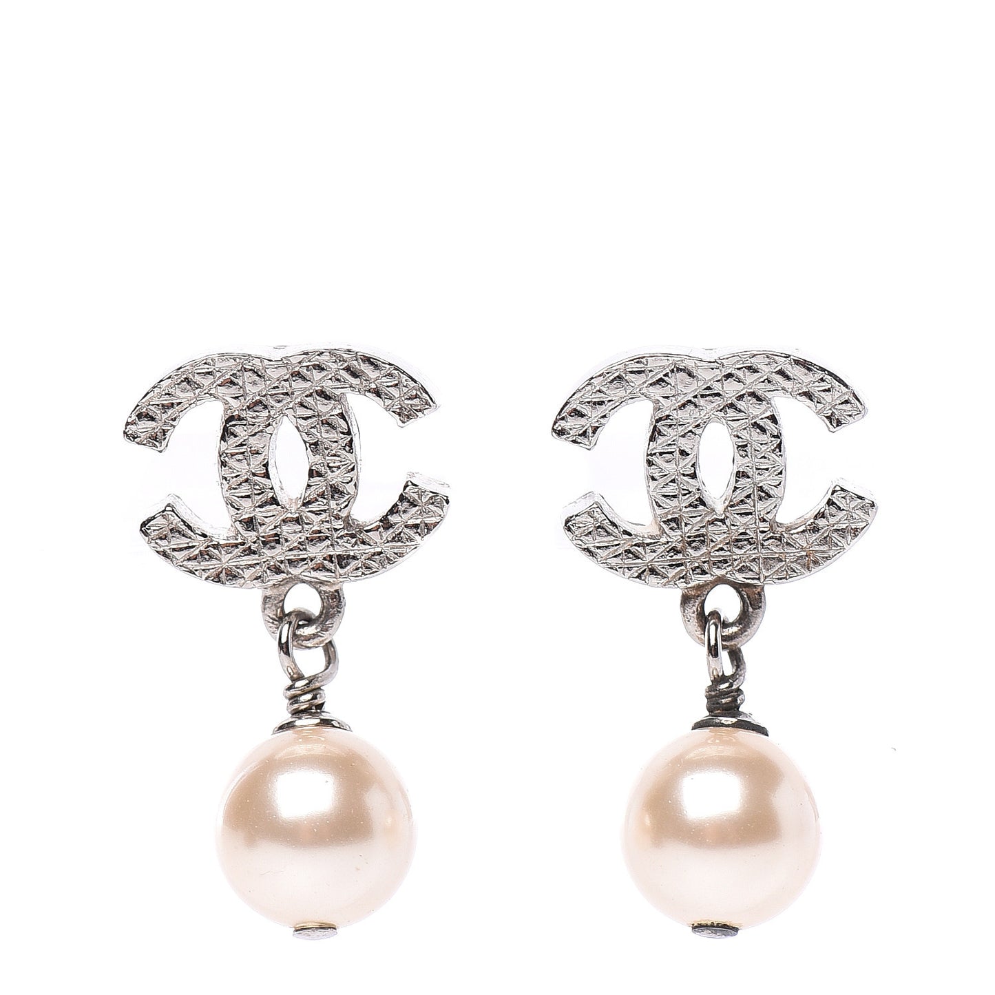 Pearl Quilted CC Drop Earrings Silver