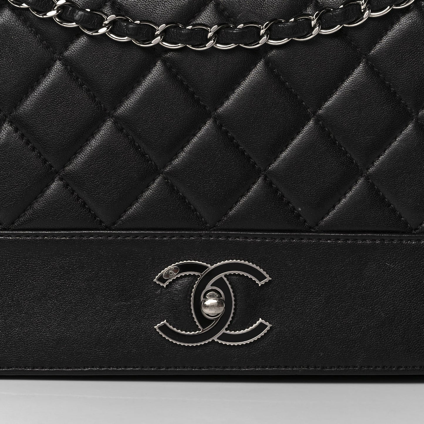 Sheepskin Quilted Vintage Mademoiselle Flap Black