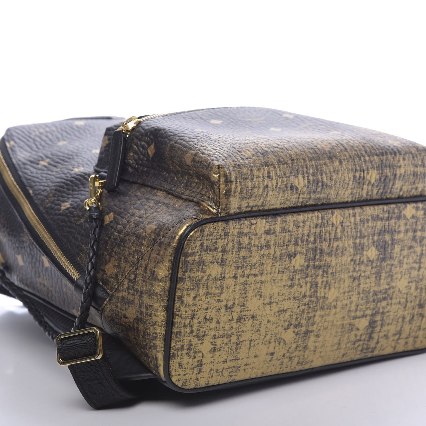 Gradation Visetos Medium Backpack Black Gold