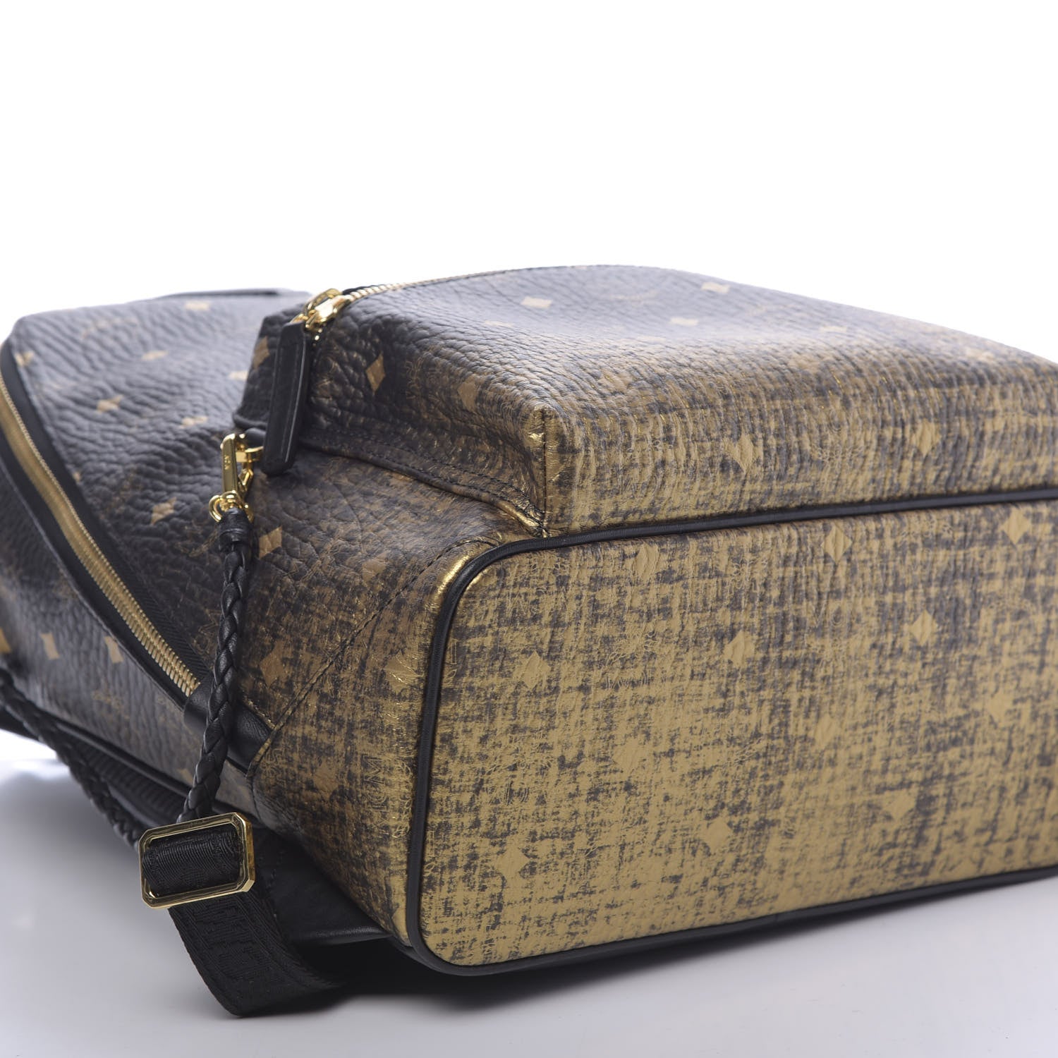 MCM Gradation Visetos Medium Backpack Black Gold 10 of 11