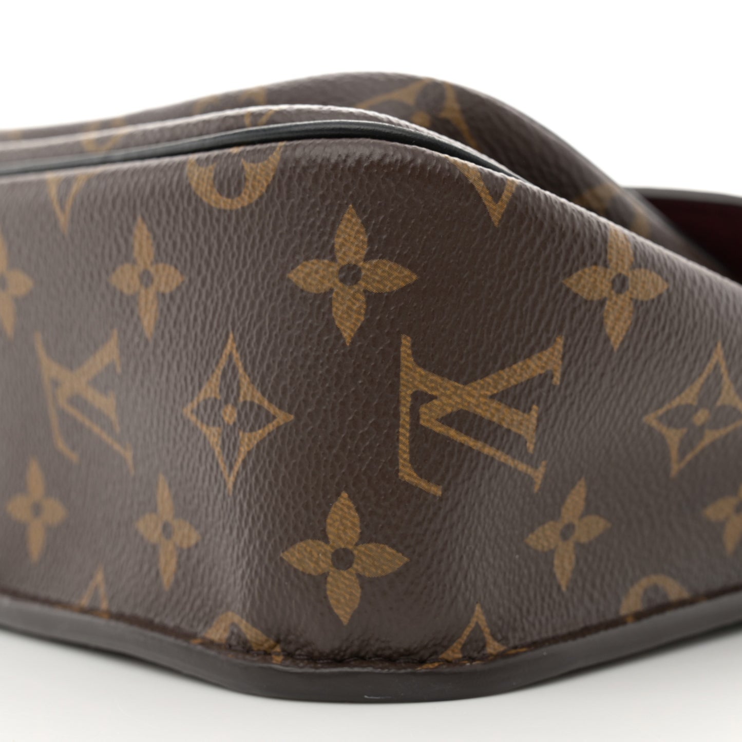 Monogram Passy