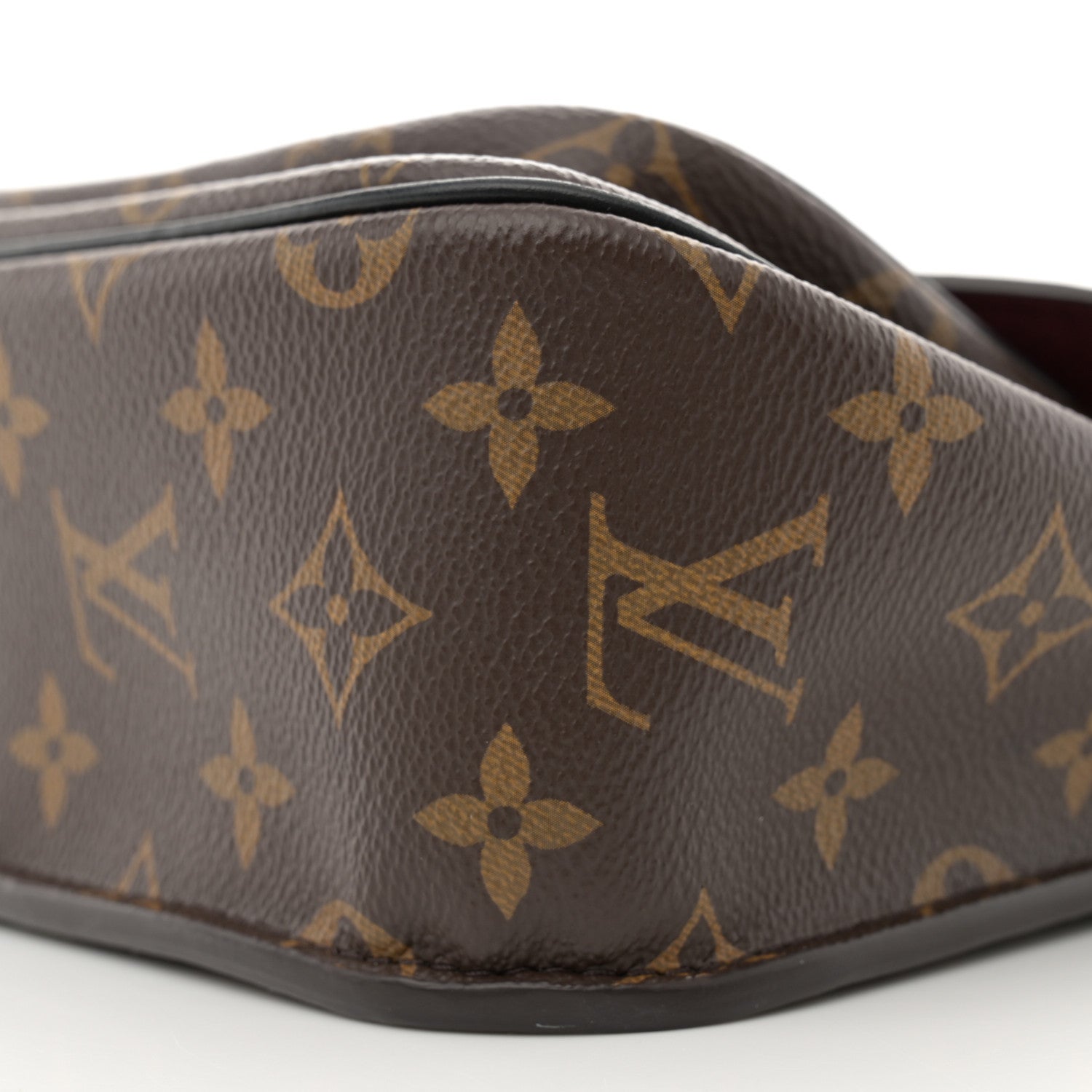 Louis Vuitton Monogram Passy 9 of 10