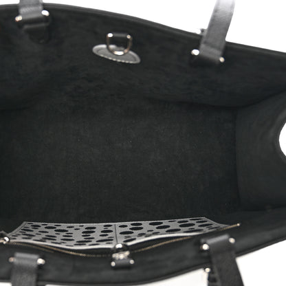 Louis Vuitton LV X YK Empreinte Monogram Giant Onthego MM Black 6 of 9