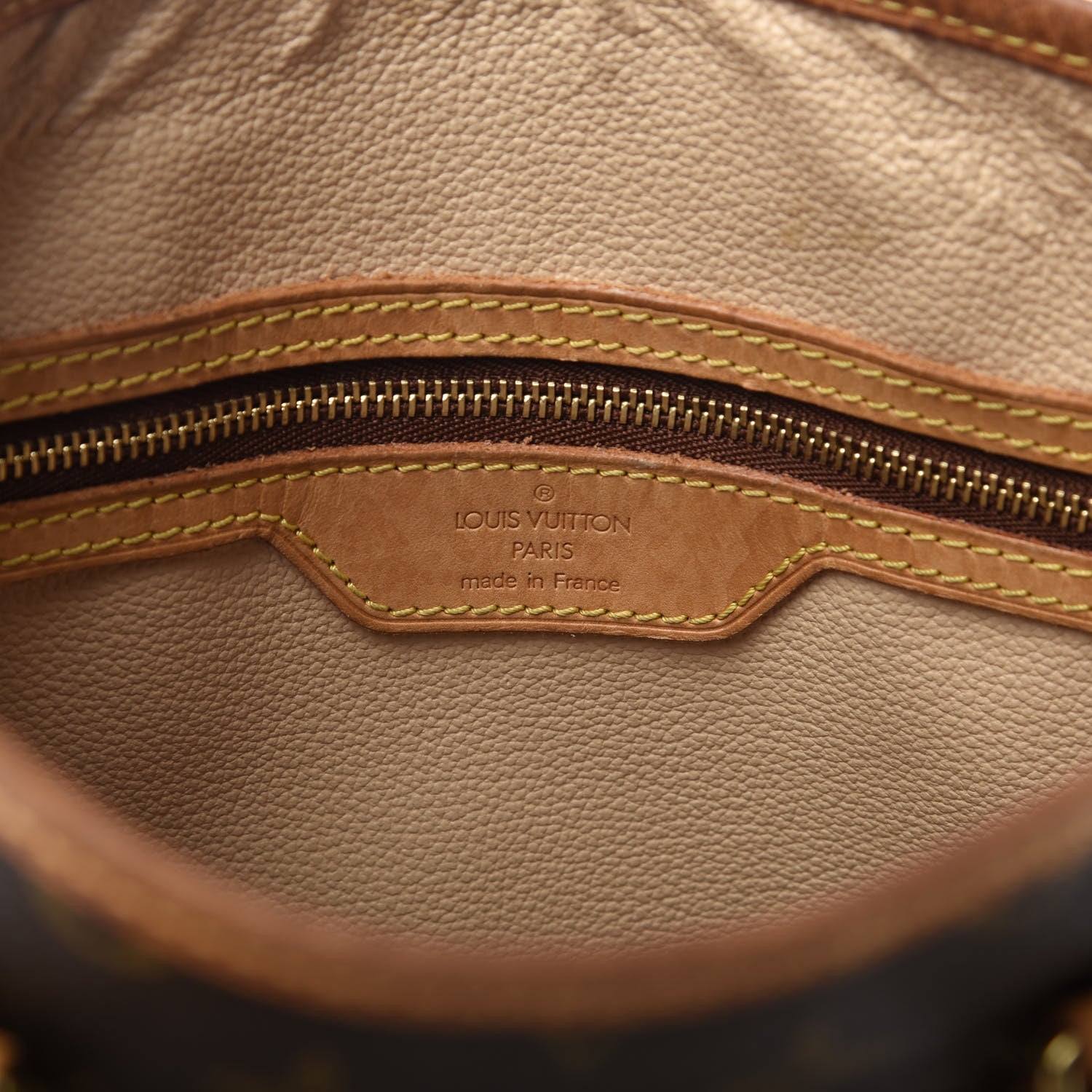 Louis Vuitton Monogram Petit Bucket 23 8 of 14