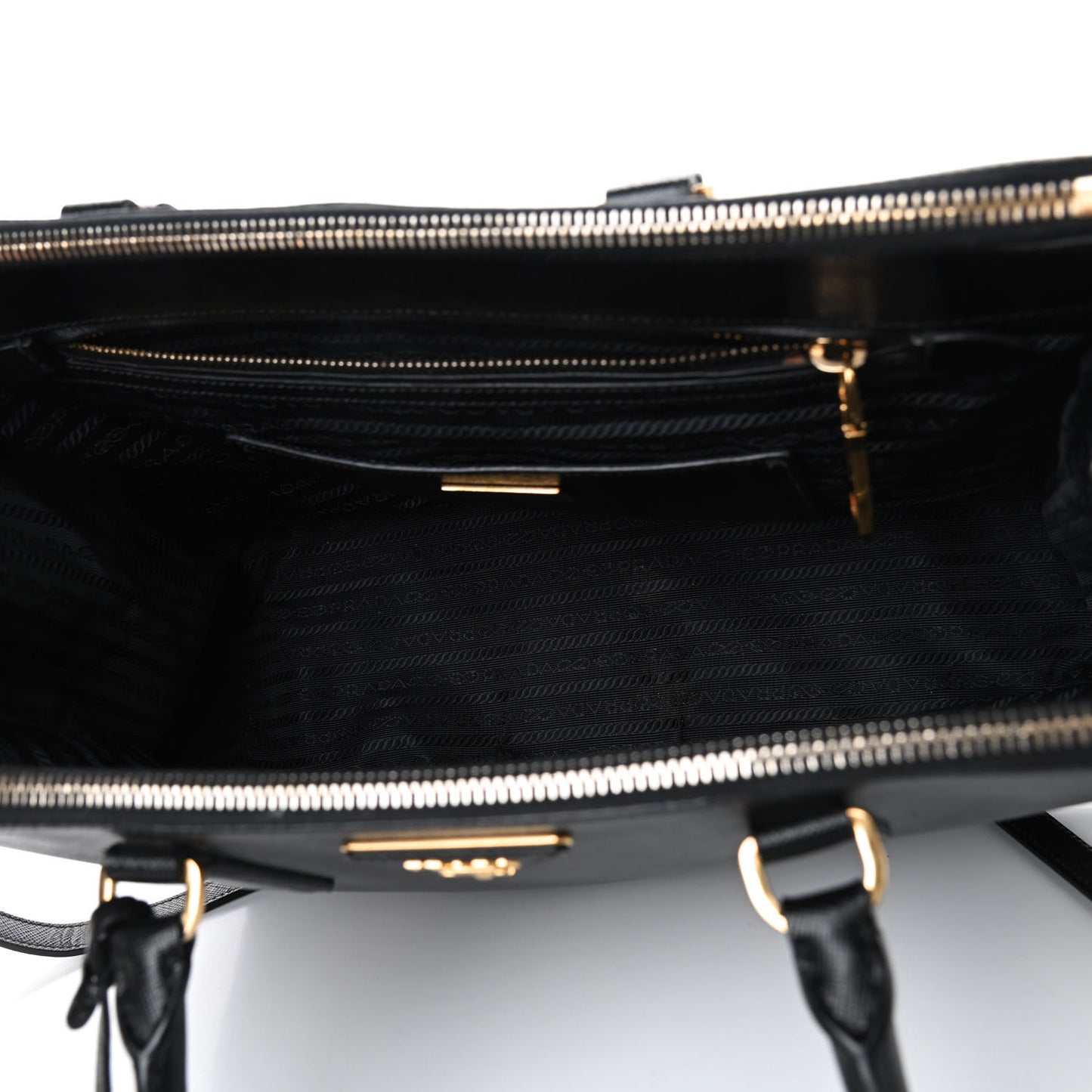 Saffiano Medium Galleria Double Zip Tote Black