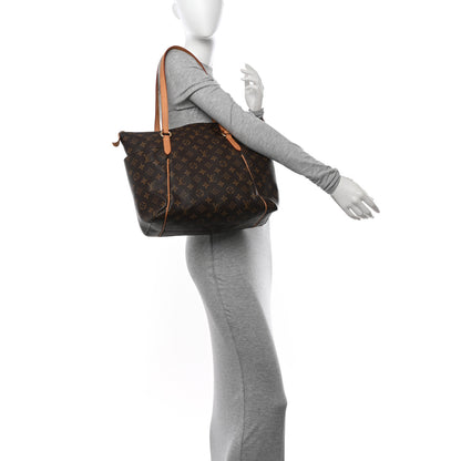 Louis Vuitton Monogram Totally MM 2 of 11