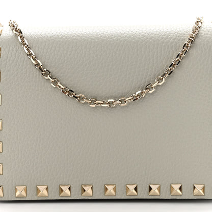 Valentino Garavani Pebbled Calfskin Rockstud Wallet on Chain Opal Grey 7 of 9
