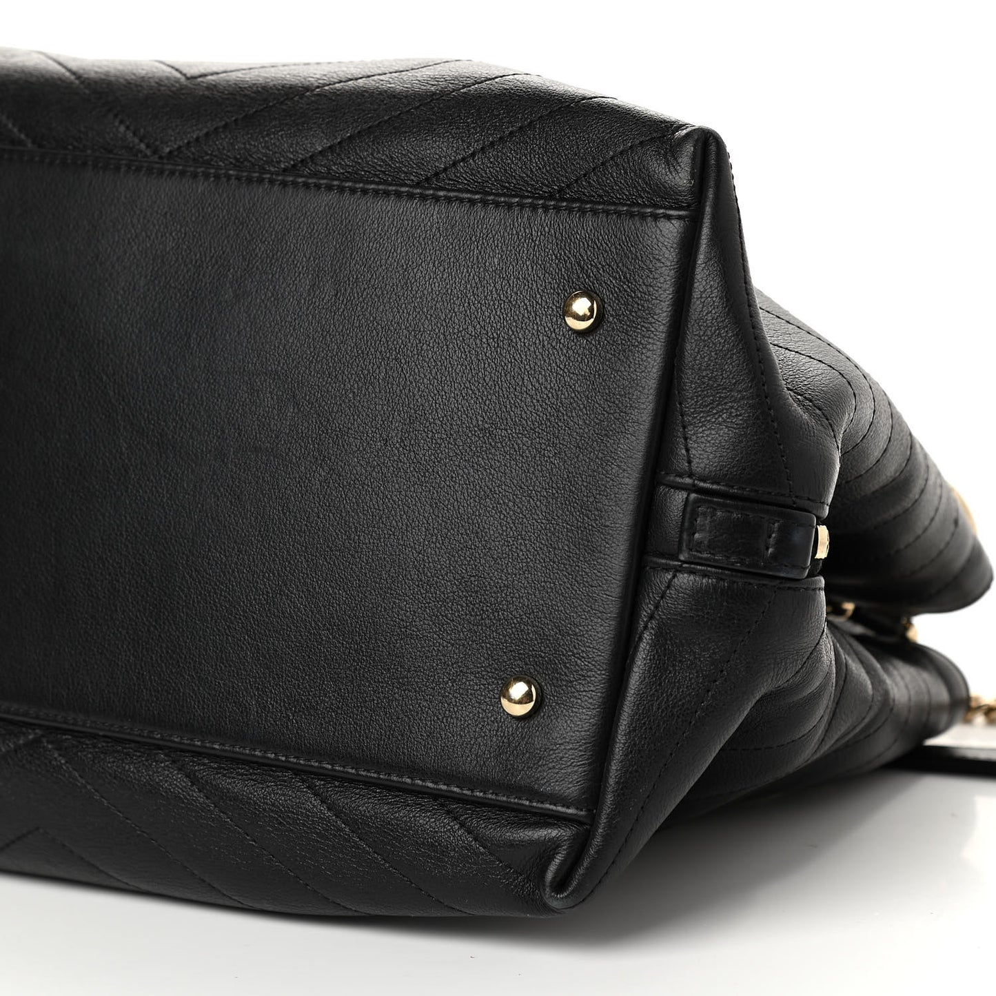 Calfskin Stitched Large Chevron Chic Shopping Bag Black
