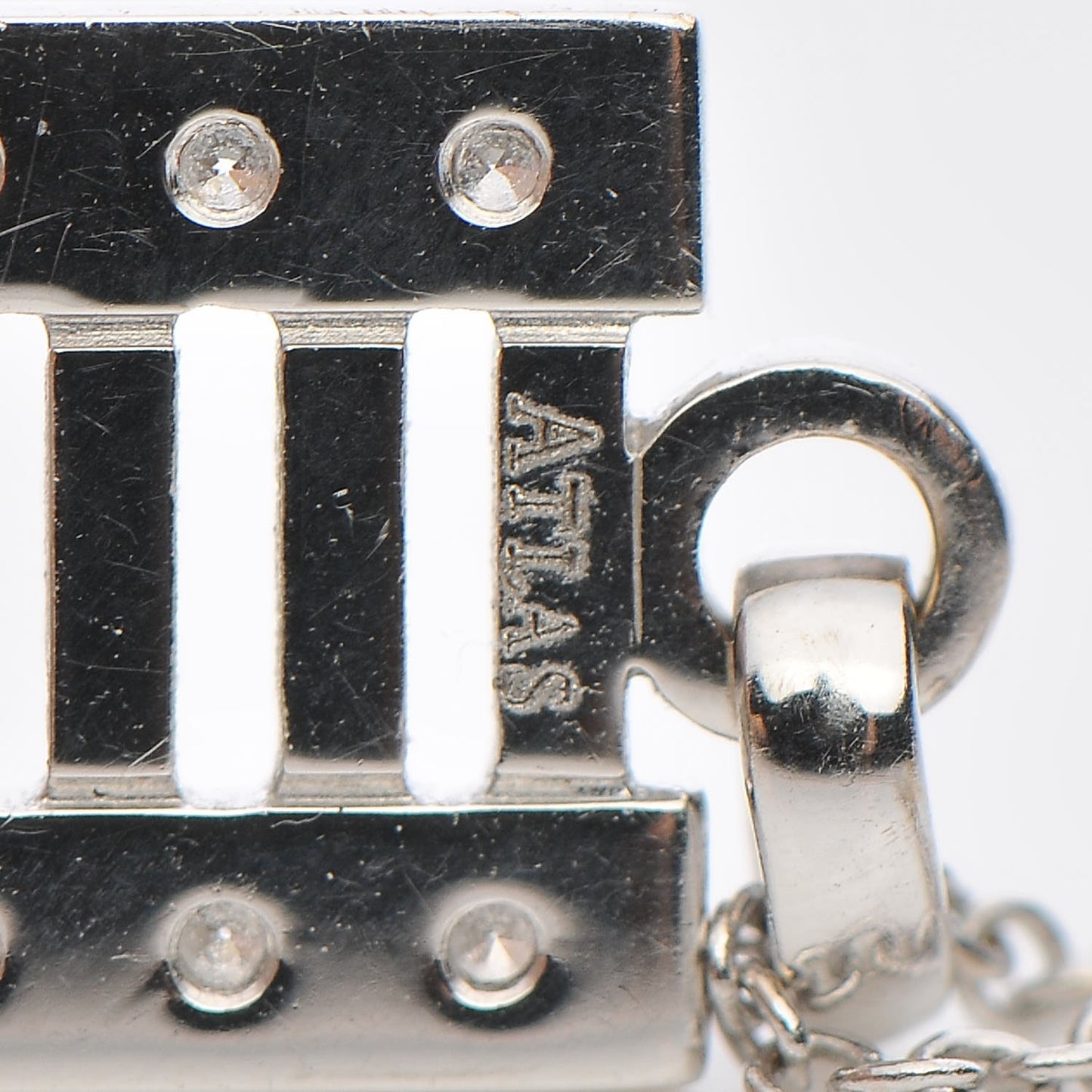 18K White Gold Diamond Atlas Bar Pendant Necklace