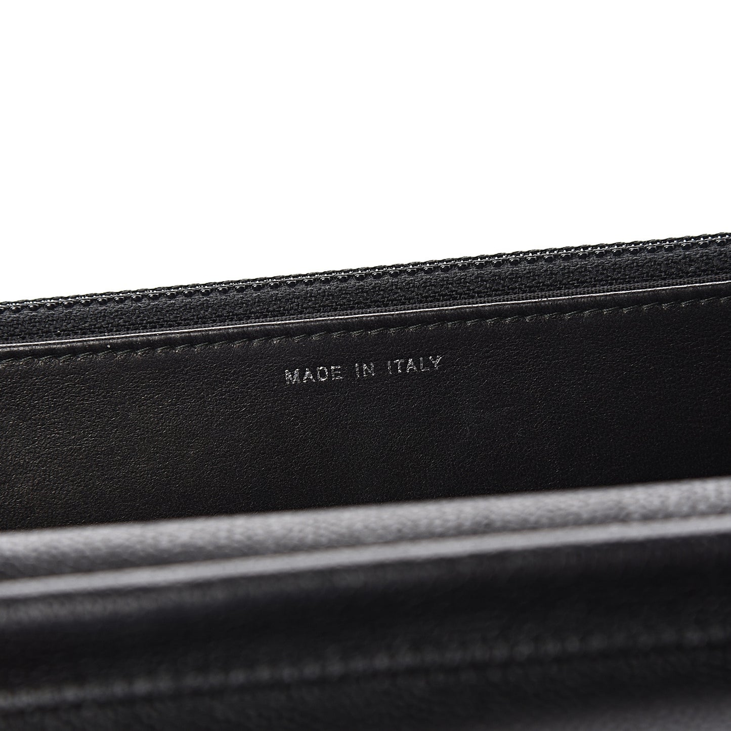 Caviar Quilted Boy Wallet On Chain WOC Black