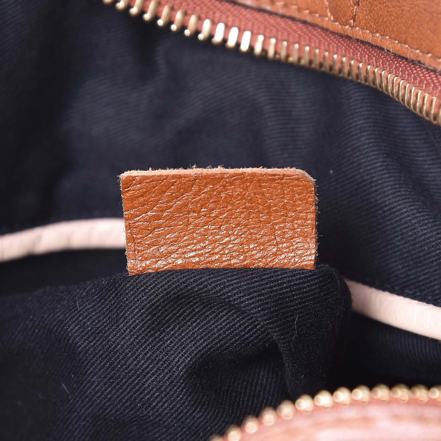 Sheepskin Stitched Small Paraty Caramel