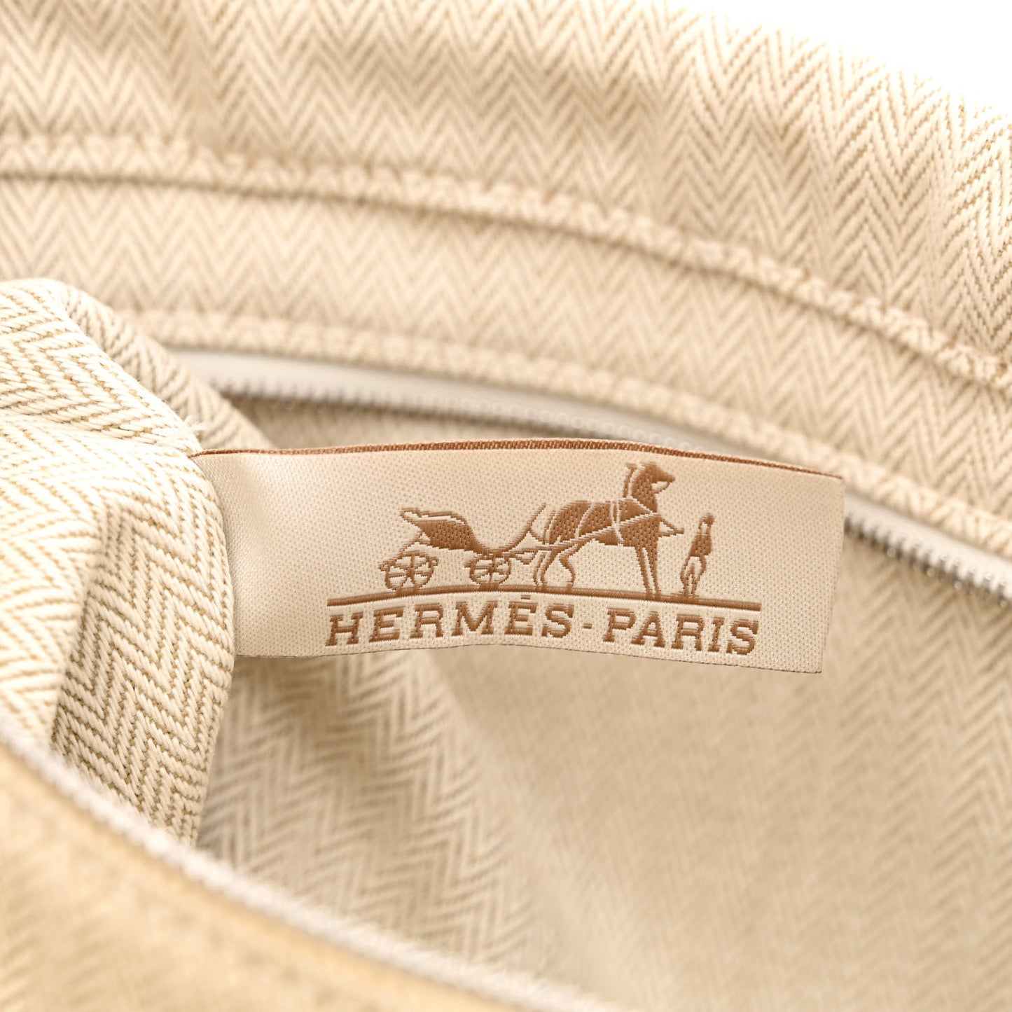 Canvas Barenia Fourbi 25 MM Pouch Naturel Fauve