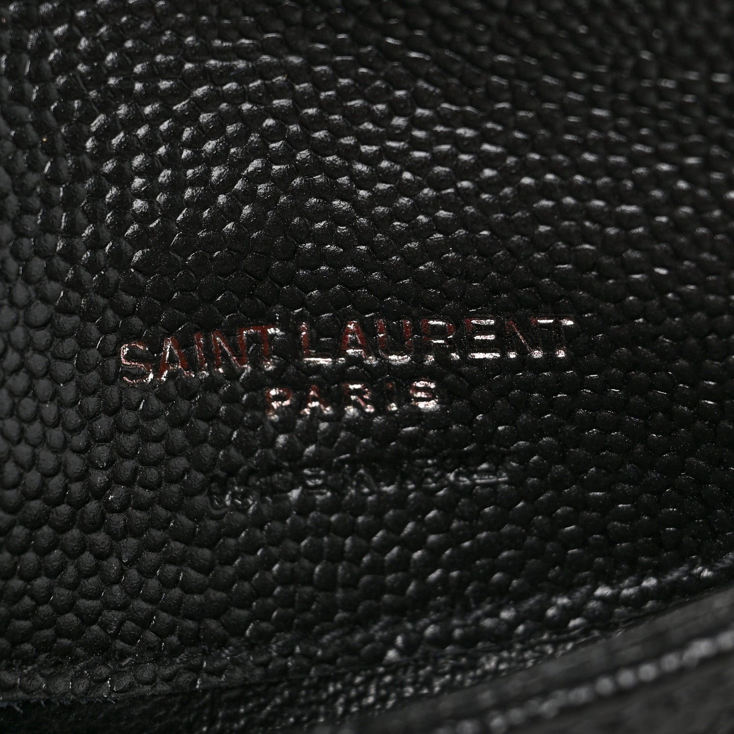 Saint Laurent Grain De Poudre Matelasse Chevron Monogram Monochrome Compact Wallet Black 6 of 6