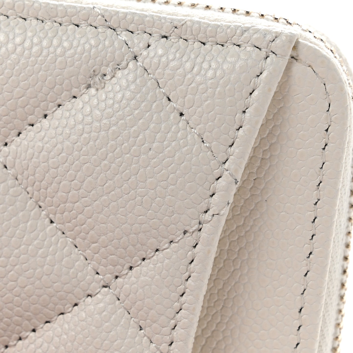Caviar Quilted Zip Coin Purse White