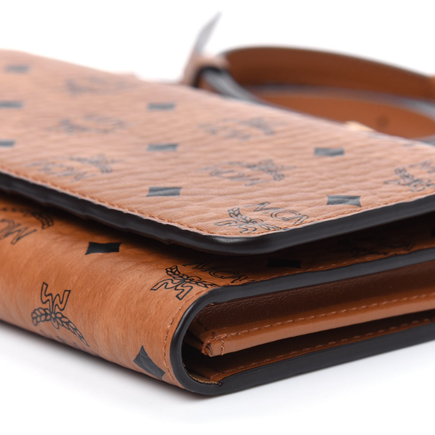 Visetos Chain Wallet Crossbody Cognac