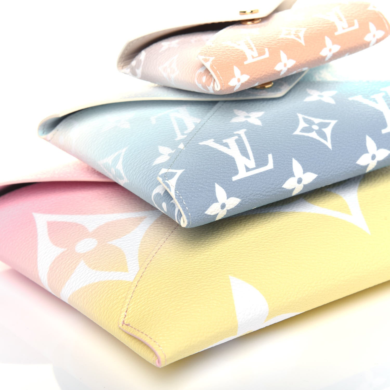 Louis Vuitton Monogram Giant By The Pool Kirigami Pochette Set 9 of 13