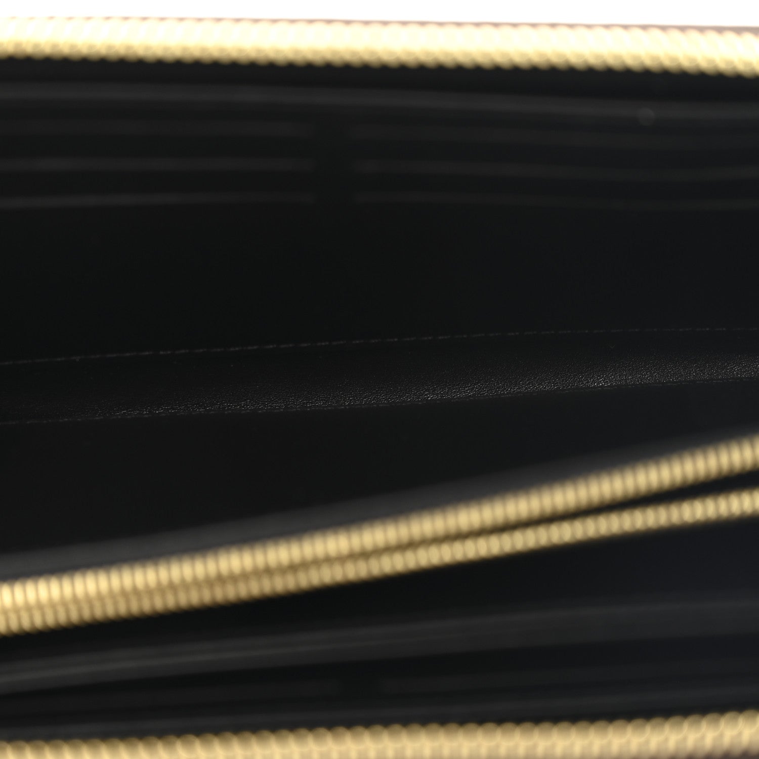 Louis Vuitton Reverse Monogram Giant Zippy Wallet 5 of 9