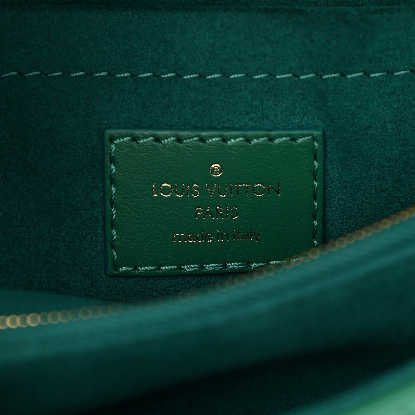 Calfskin New Wave Chain Bag MM NM Emerald