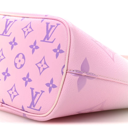 Louis Vuitton Monogram Giant Spring In The City Marshmallow Hobo PM Sunrise Pastel 9 of 12