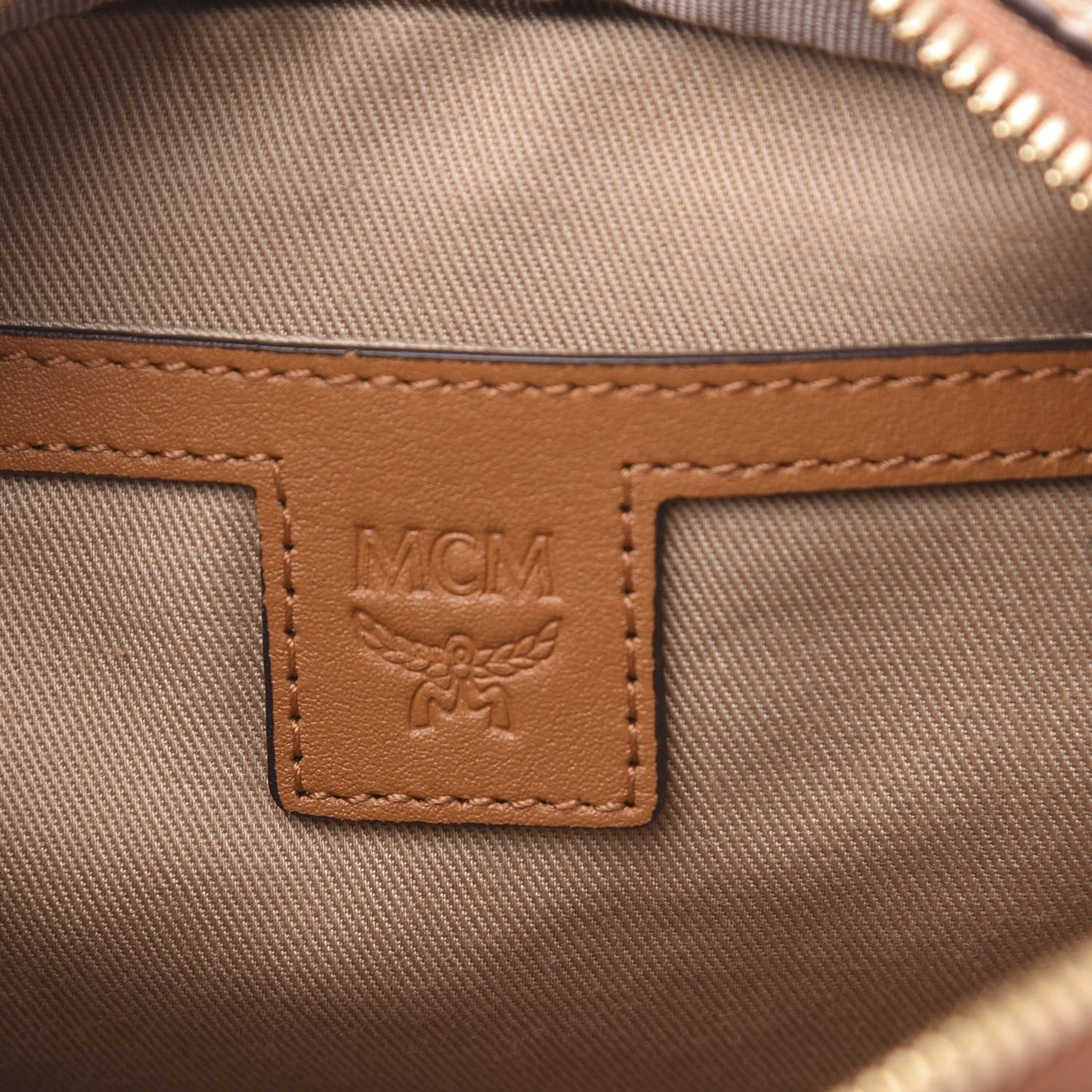 Visetos Klassik Crossbody Bag Cognac