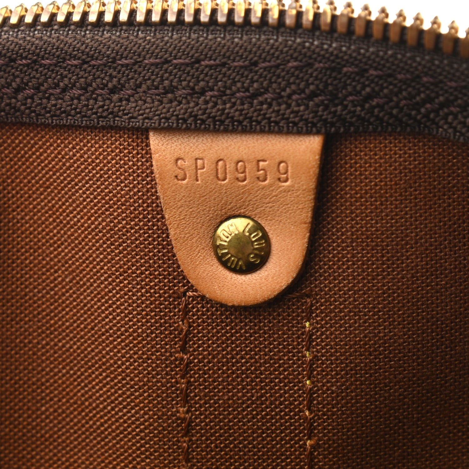Louis Vuitton Monogram Keepall Bandouliere 55 7 of 9