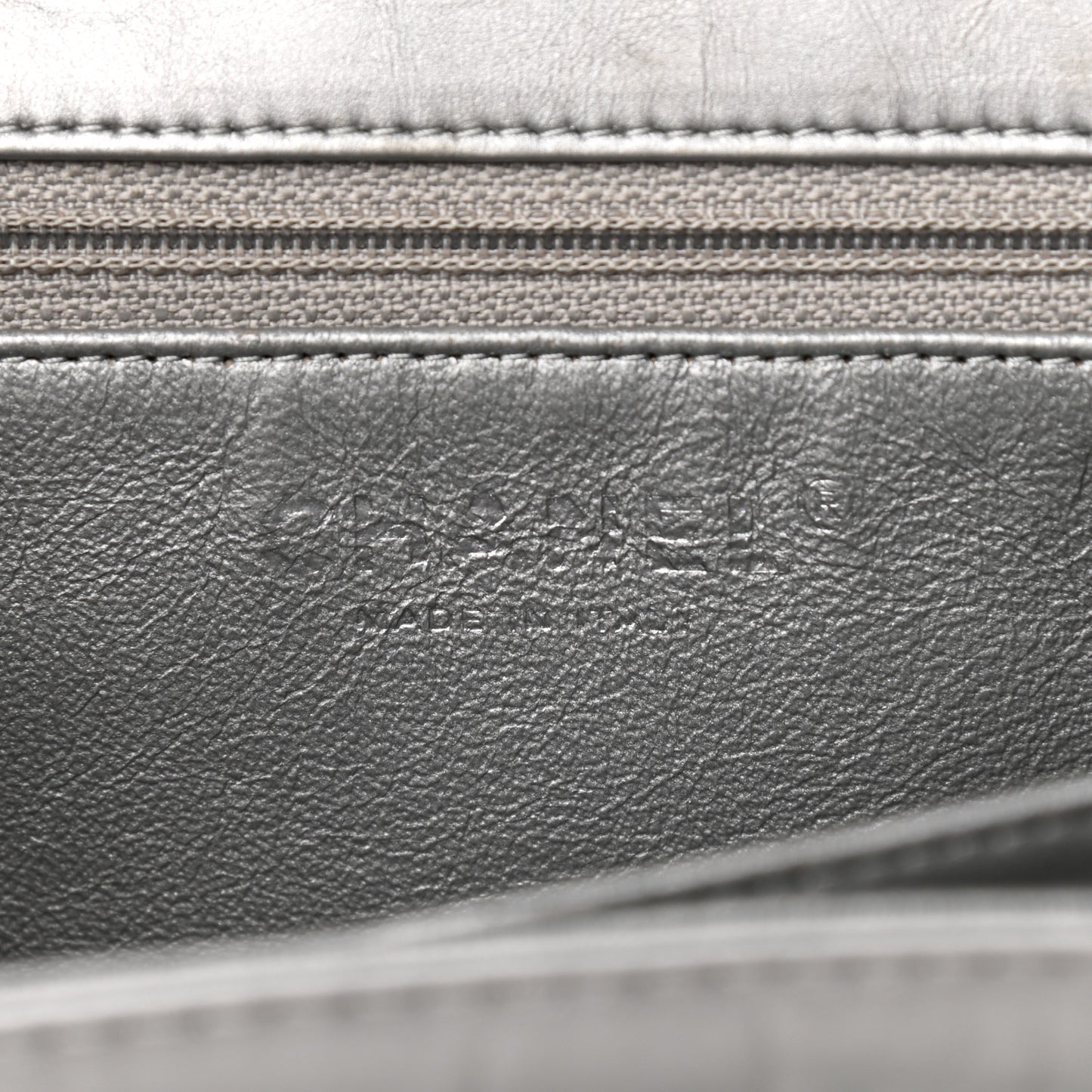 Metallic Aged Calfskin 2.55 Reissue 225 Flap Silver