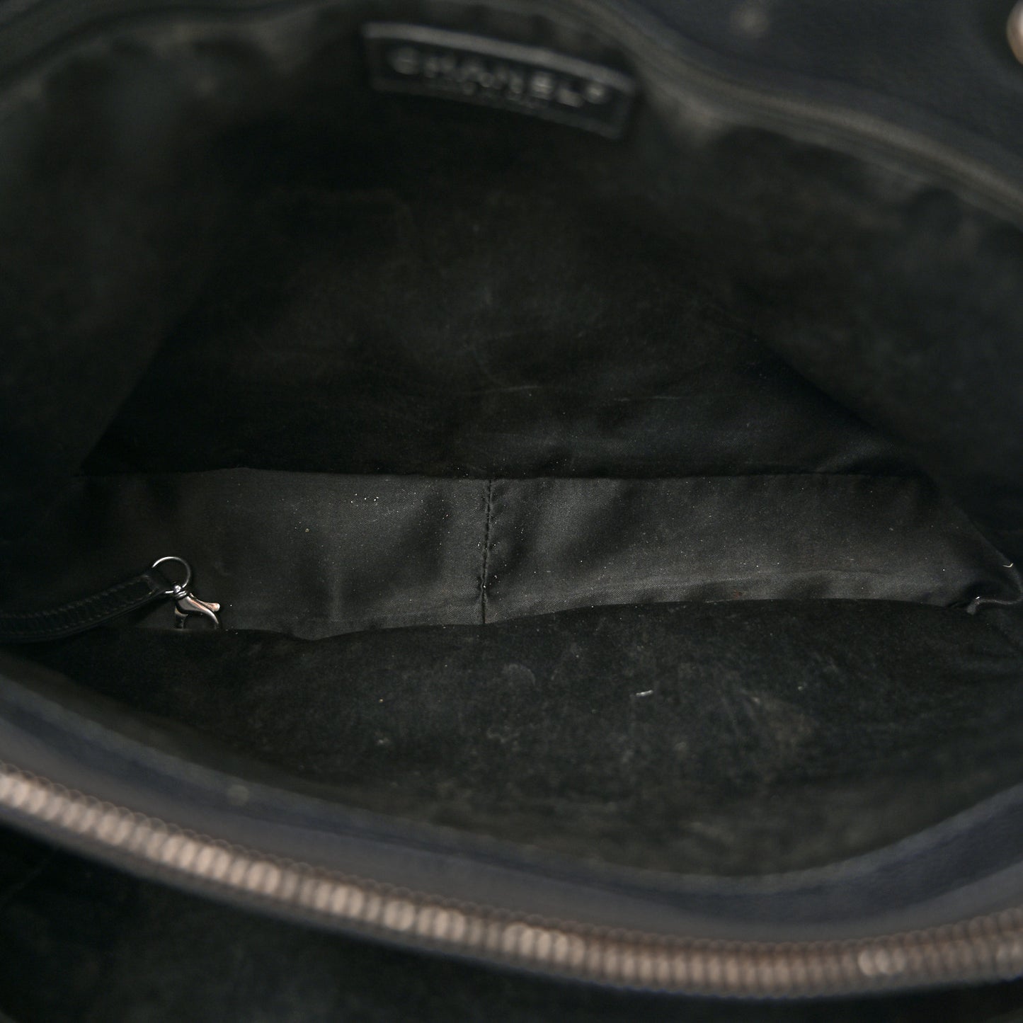 Caviar Quilted Grand Shopping Tote GST Black