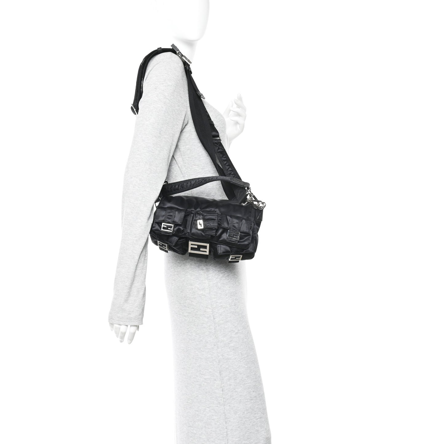 Econyl Cuoio Romano Multipocket Baguette Black