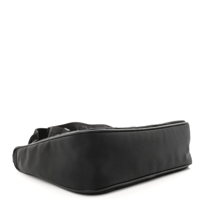 Prada Nylon Re-Edition 2005 Shoulder Bag Black 4 of 12