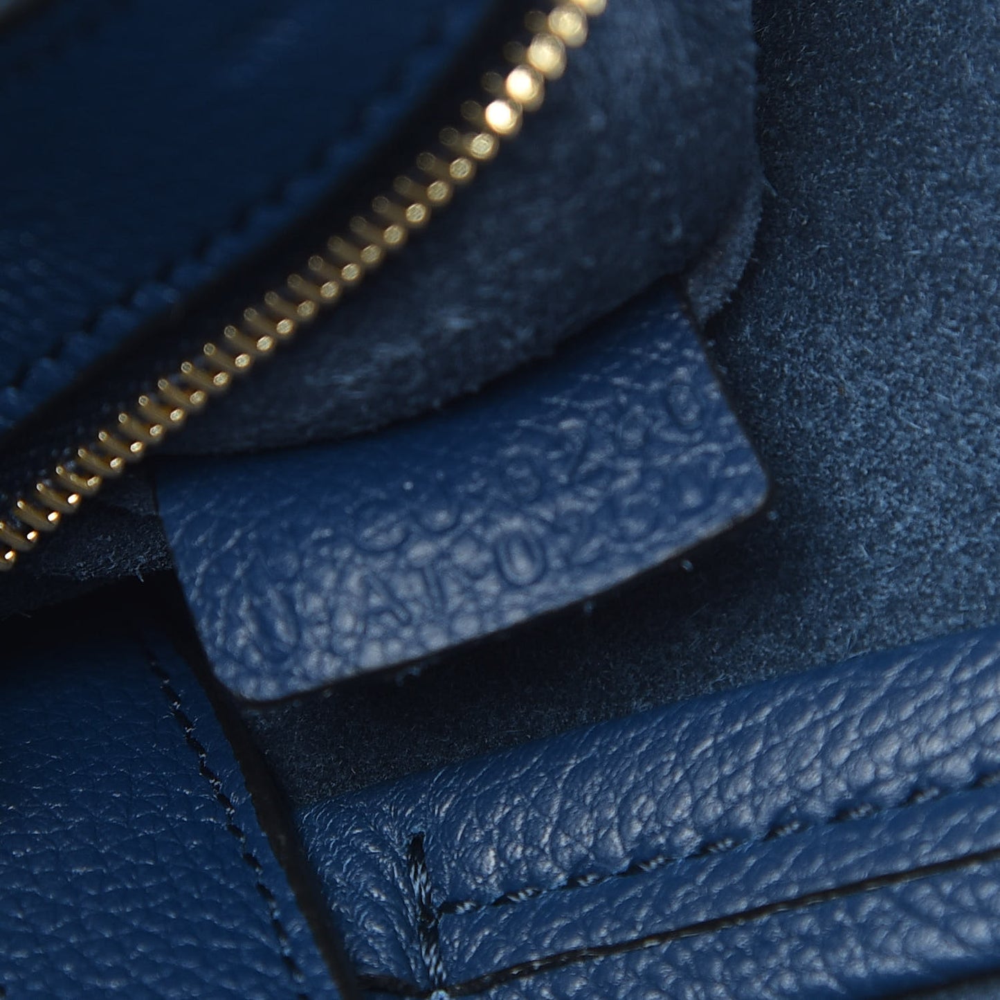 Soft Grained Calfskin Medium Belt Cabas Phantom Deep Blue