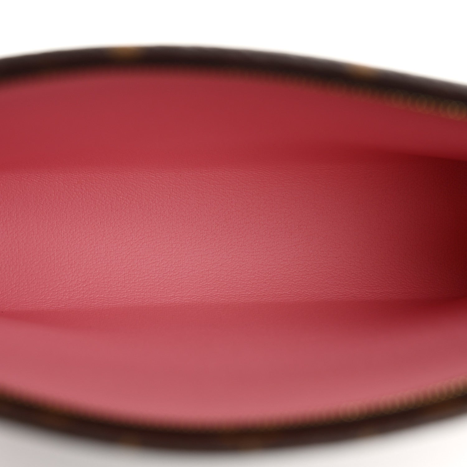 Louis Vuitton Monogram Trio Toilet Pouch Set 11 of 19