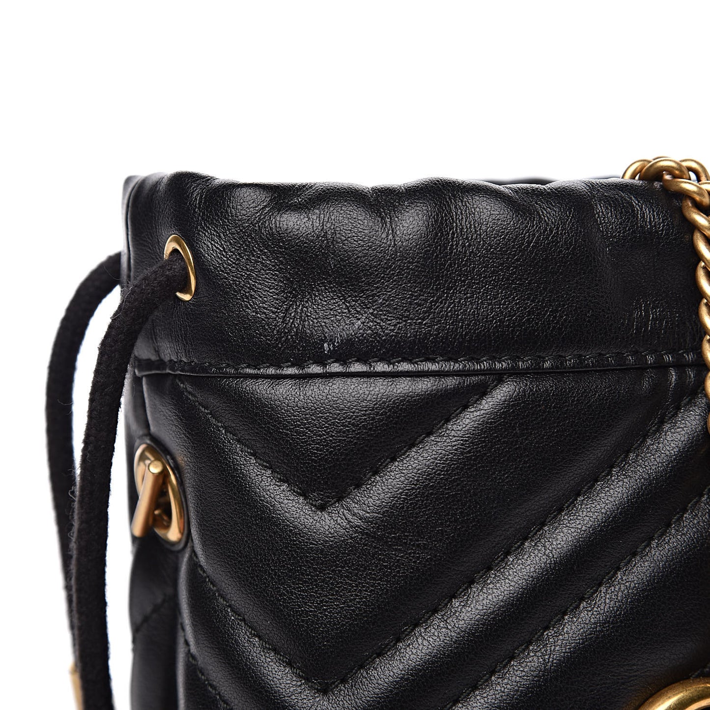 Calfskin Matelasse Mini GG Marmont 2.0 Bucket Bag Black