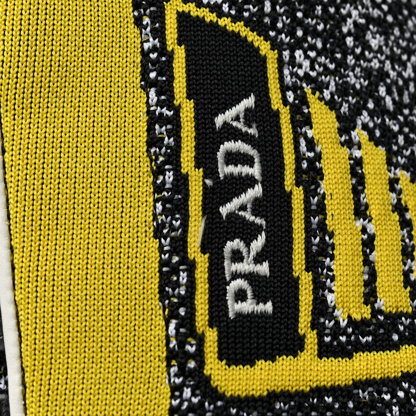 Sport Knit Fabric Mens Logo Running Sneakers 9 Black Giallo