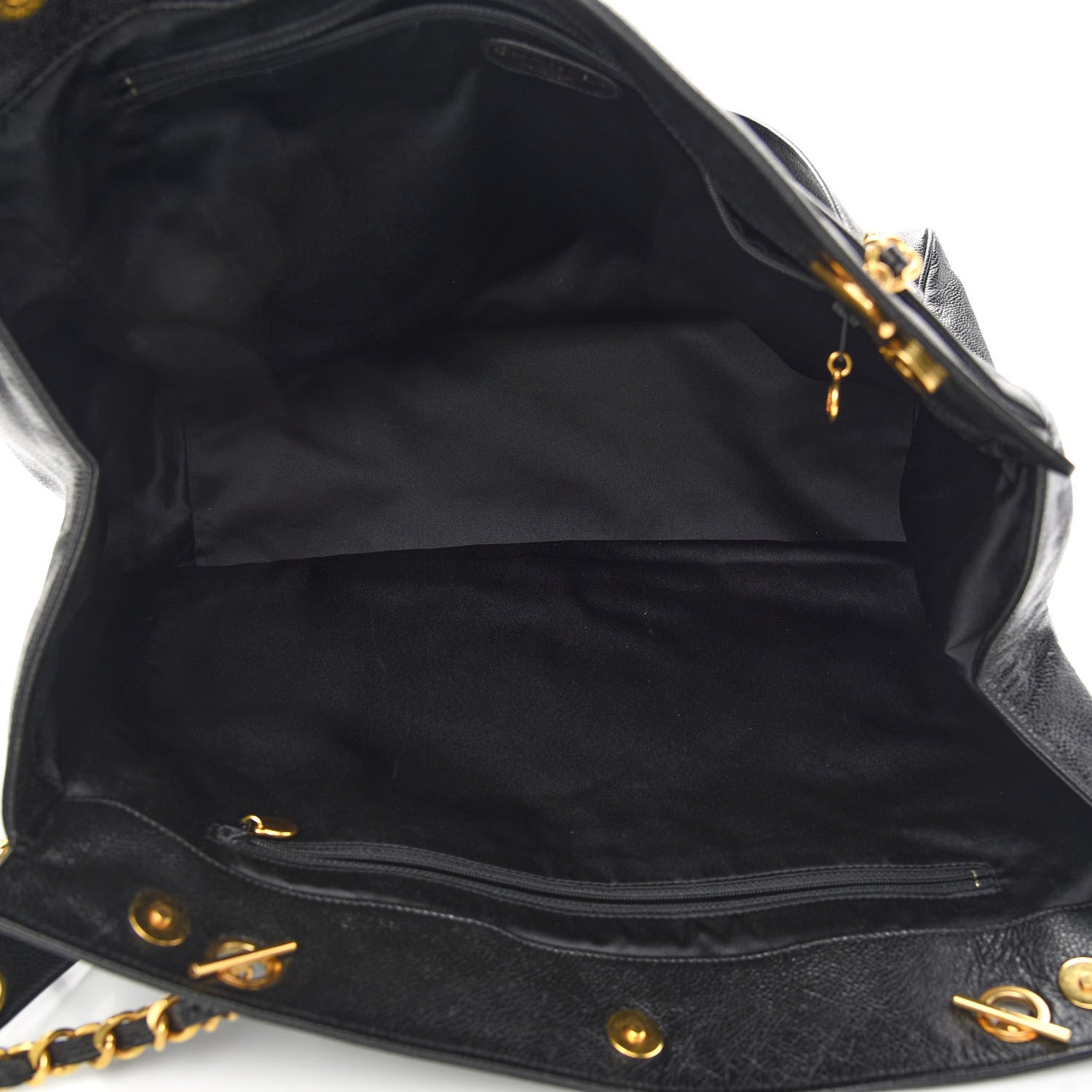 Chanel Caviar CC Shoulder Bag Black 4 of 8