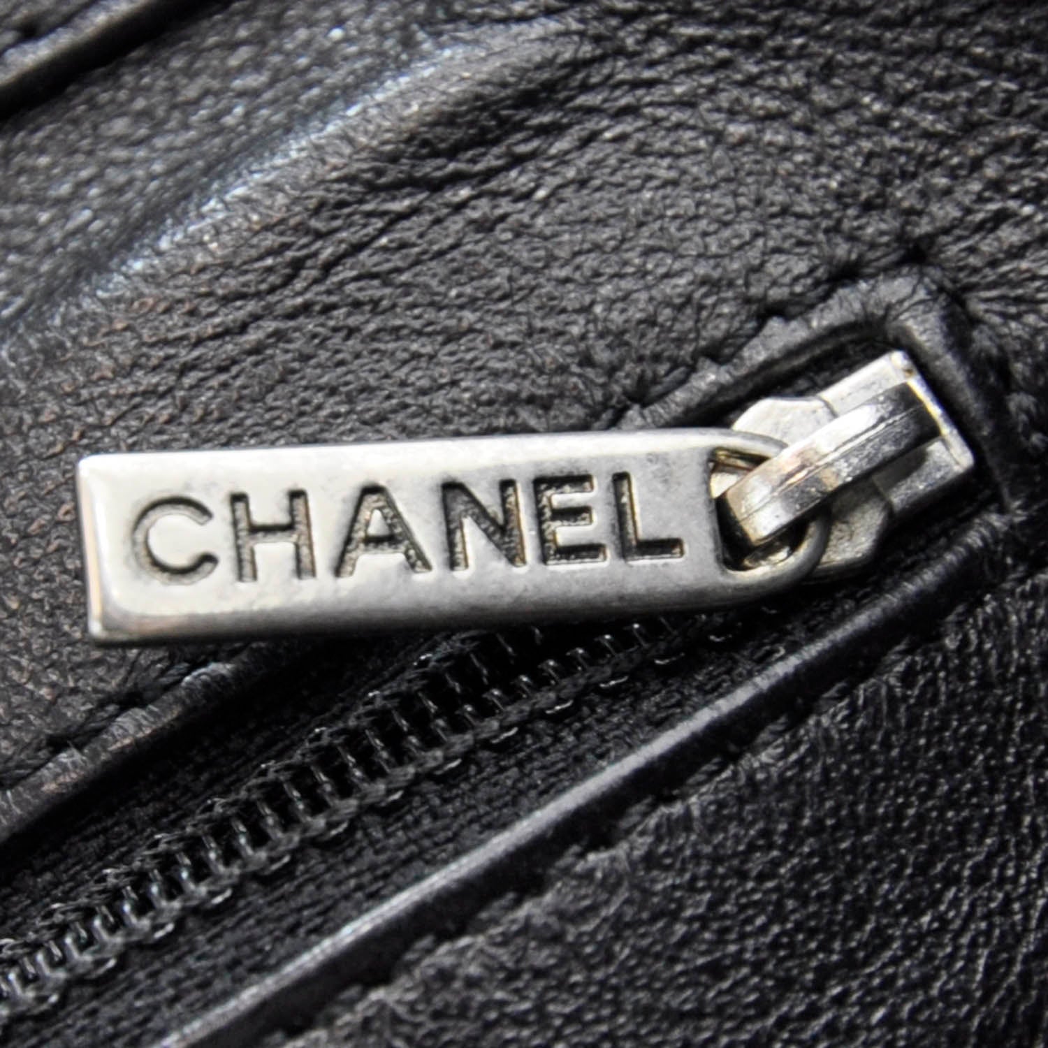 Chanel Leather Large Modern Chain Tote Black 10 of 12