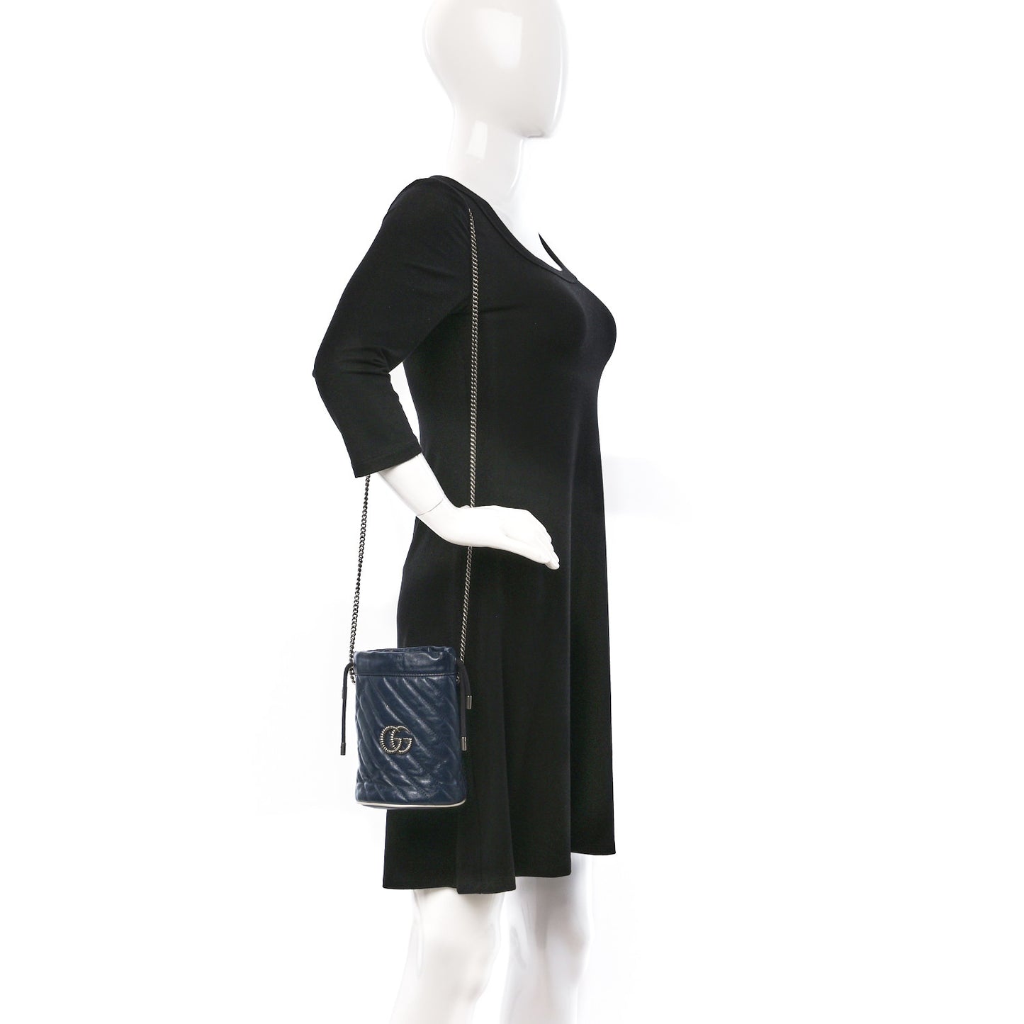 Vintage Effect Calfskin Matelasse Diagonal Mini Torchon GG Marmont 2.0 Bucket Bag Blue Agata Mystic White