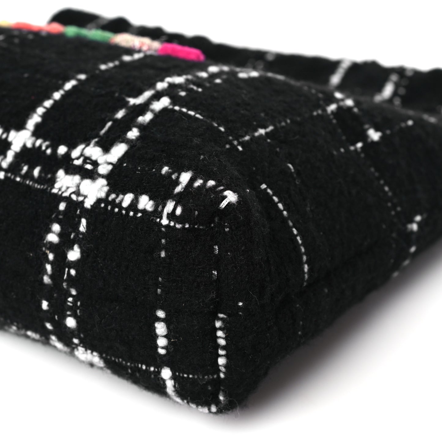 Wool Tweed Quilted Chanel 22 Black Multicolor
