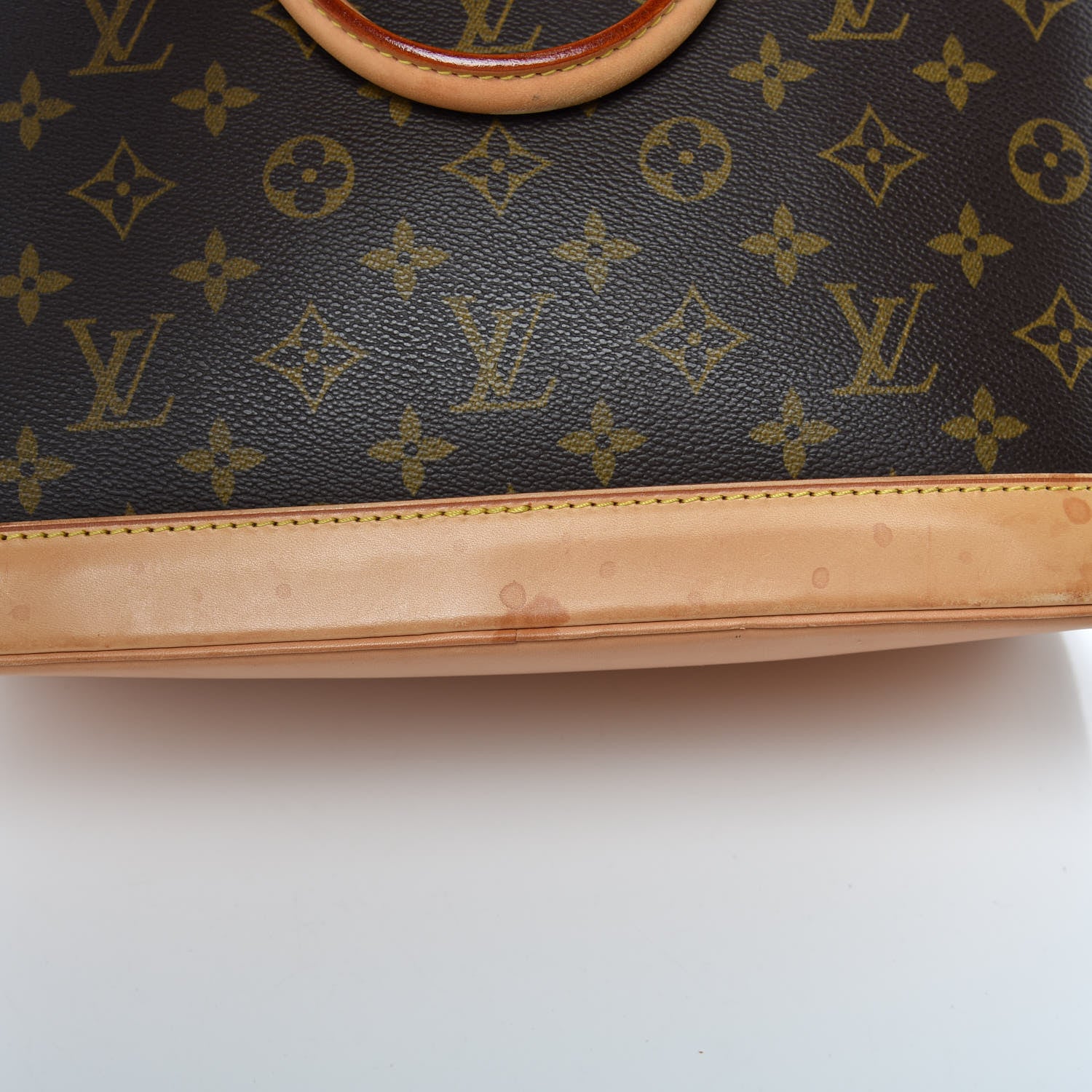 Louis Vuitton Monogram Alma PM 12 of 14